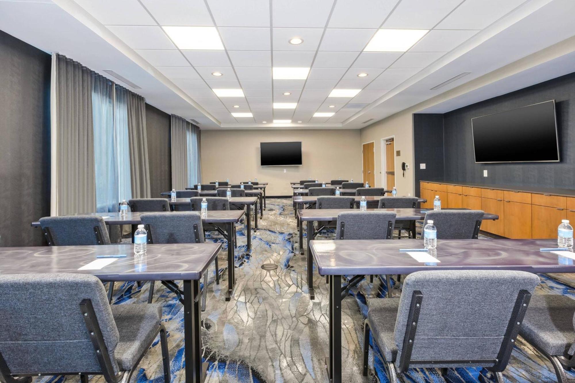 Fairfield Inn & Suites By Marriott Cincinnati Airport South/Florence Zewnętrze zdjęcie